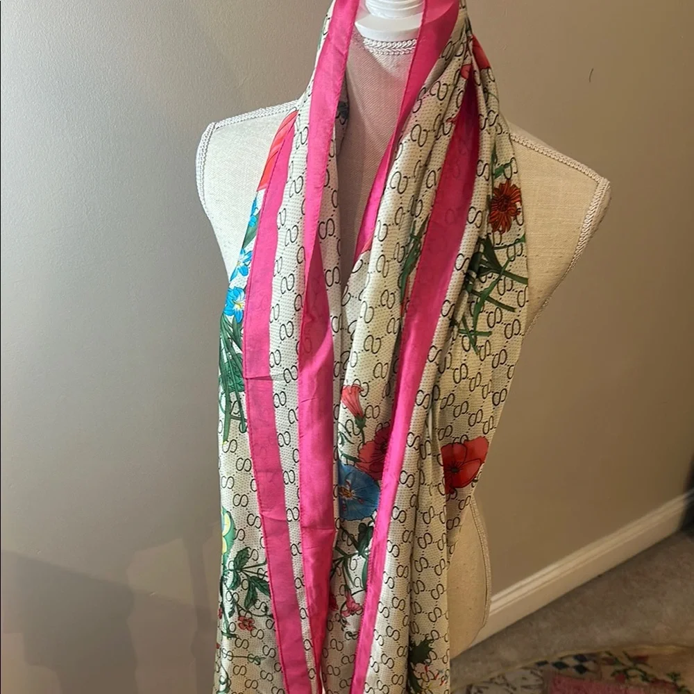 Pink and Cream‎ Floral Wrap with Botanical Motifs